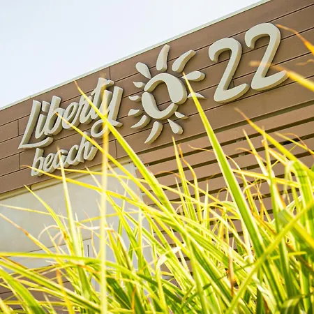 Hotel Liberty Beach - Parking & Beach-3